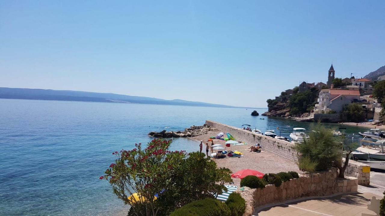 Sea View Apartment With A Huge Terrace Pisak Kültér fotó