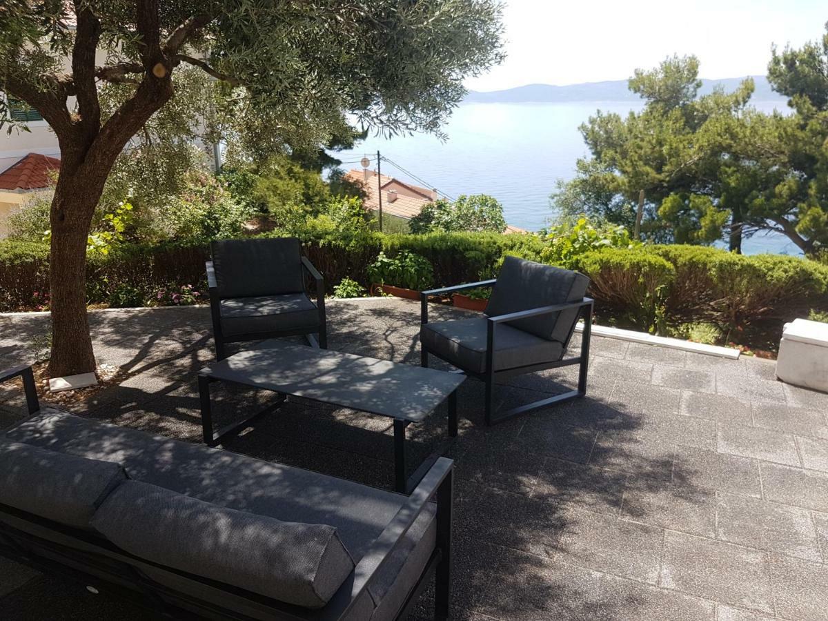 Sea View Apartment With A Huge Terrace Pisak Kültér fotó